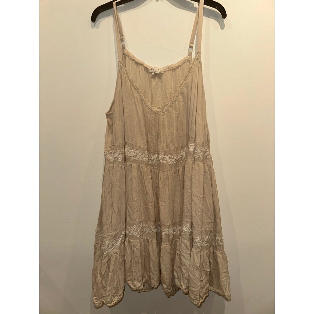 Festi Women’s Beige Sleeveless Dress